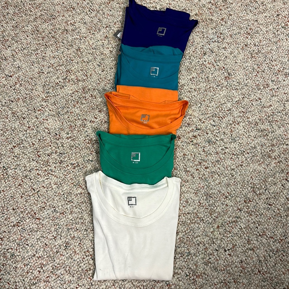 Womens Lot of 5 JCP Short sleeves tees Size Medium 100% cotton